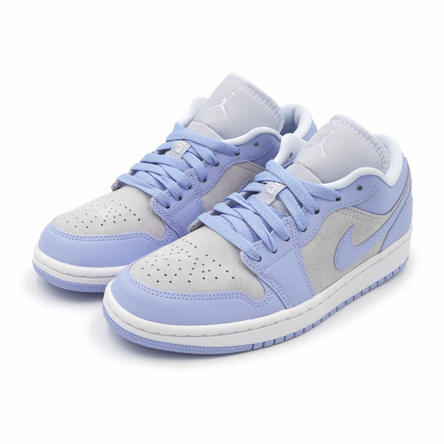 AIR JORDAN 1 LOW FOOTBALL GREY ALUMINUM (WOMEN'S) 2022