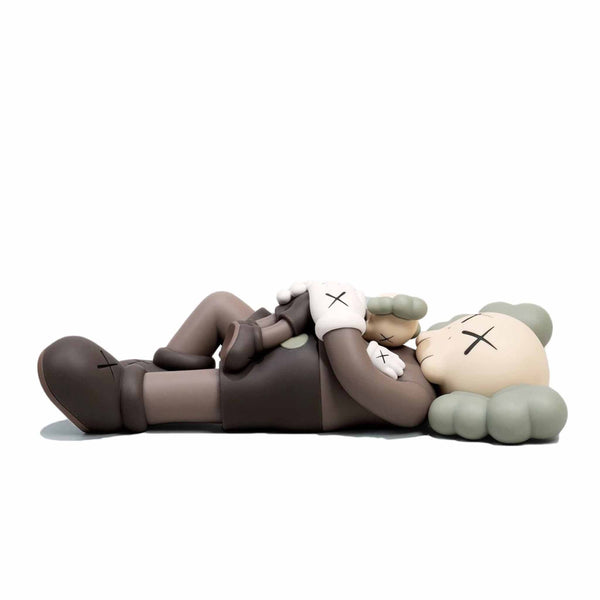 KAWS HOLIDAY SINGAPORE FIGURE BROWN FW21