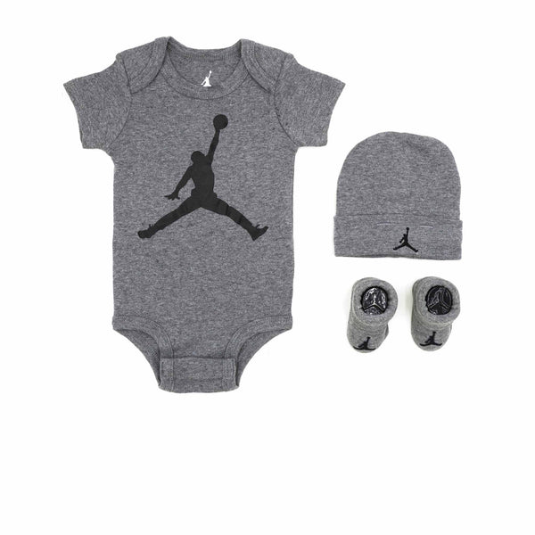 AIR JORDAN 3 PIECE INFANT SET GREY