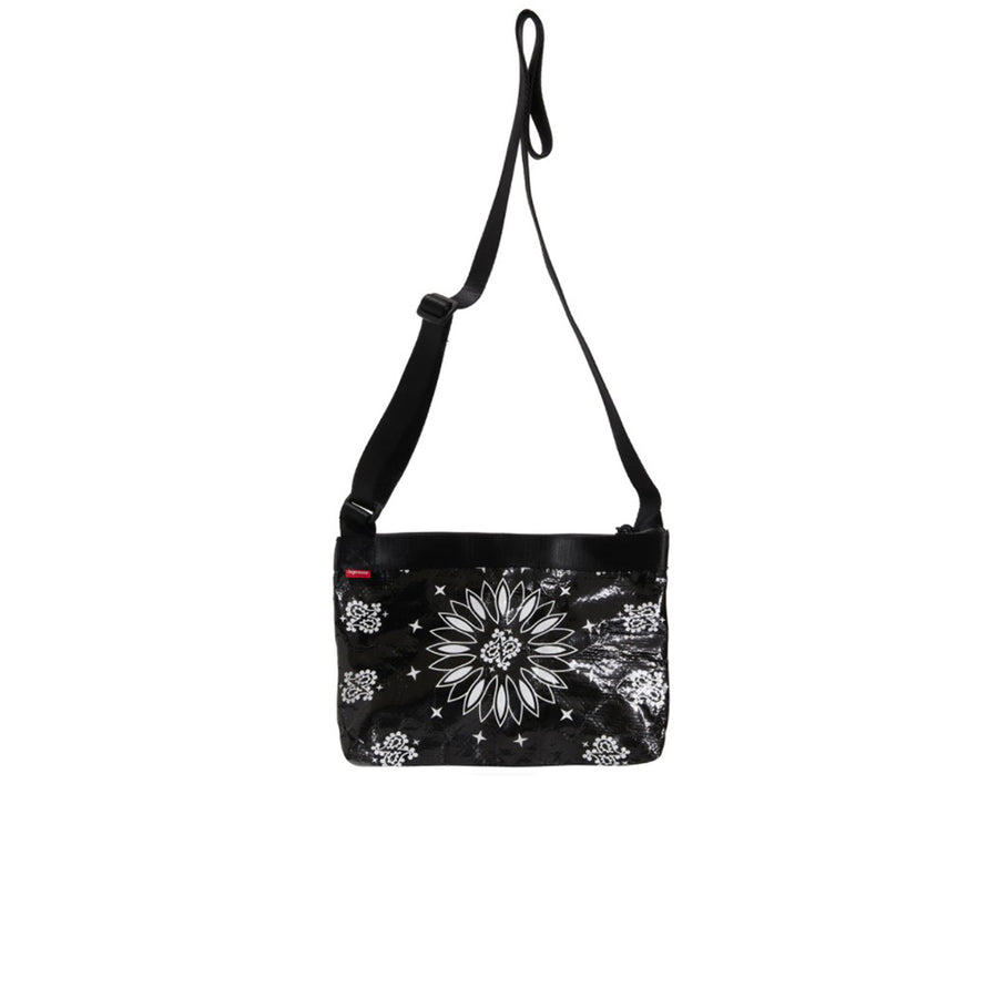 SUPREME BANDANA TARP SIDE BAG BLACK SS21